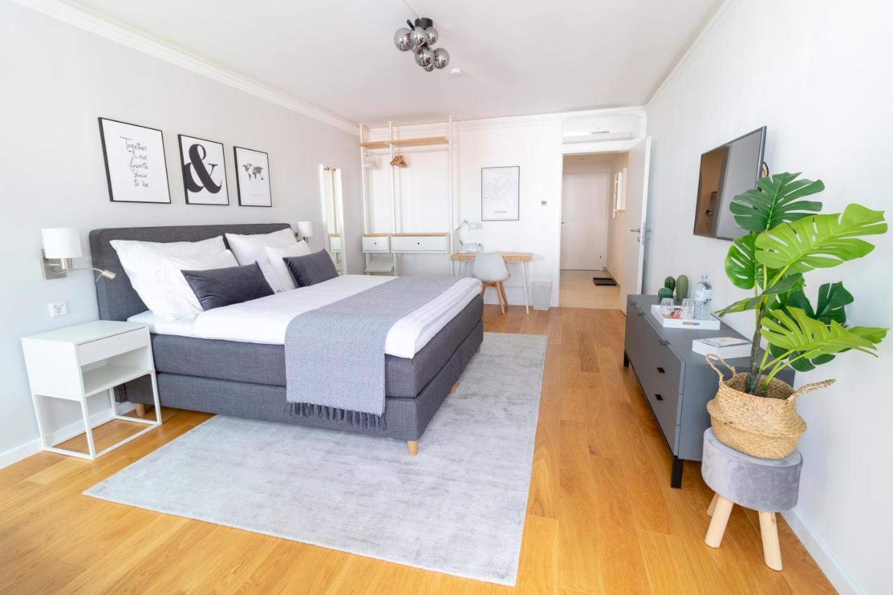 Boutique Sky City Apt. With Balcony / Top Spot Viena Exterior foto